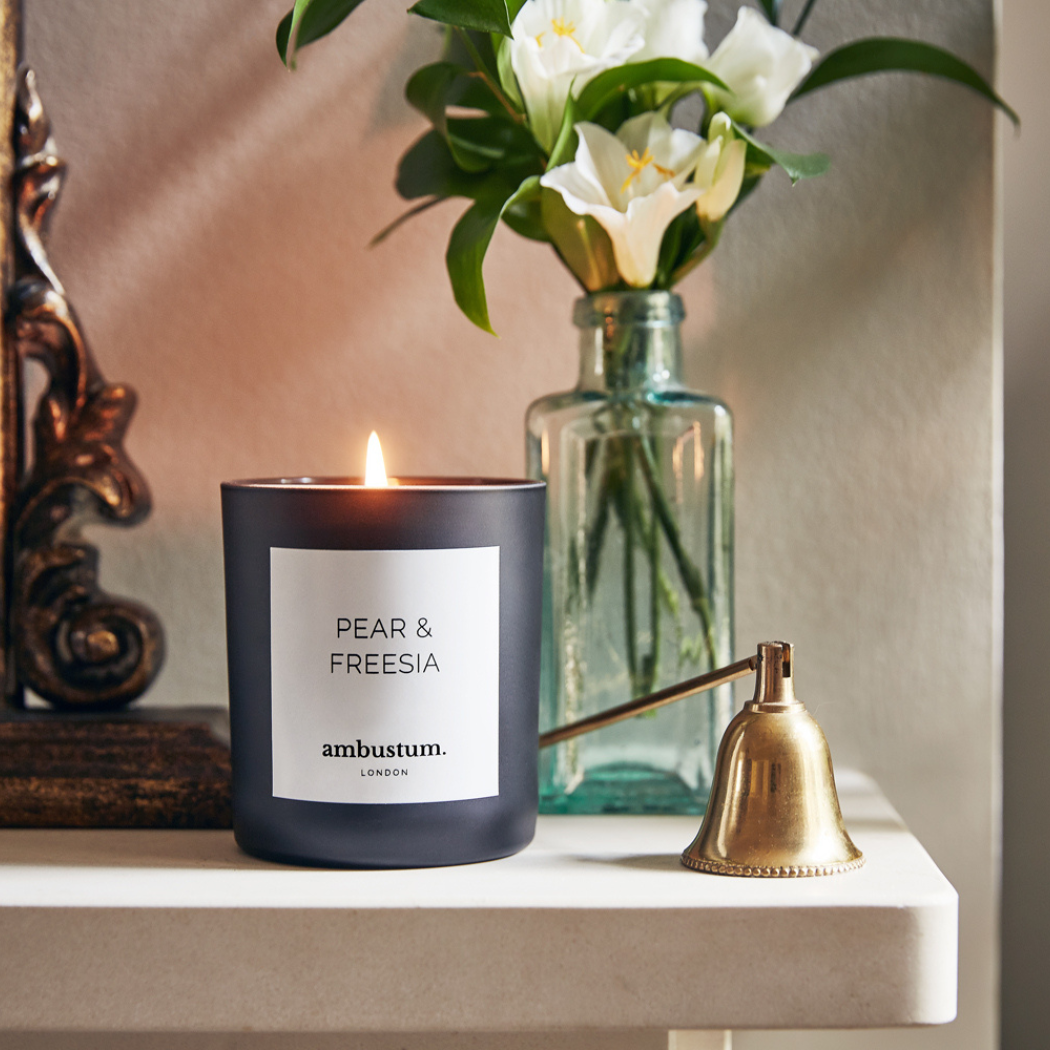 Pear & Freesia Scented Candle - 165g